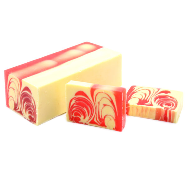 Barra de Jabón Hecho a Mano 1.2kg  - Fresa - Imagen 3